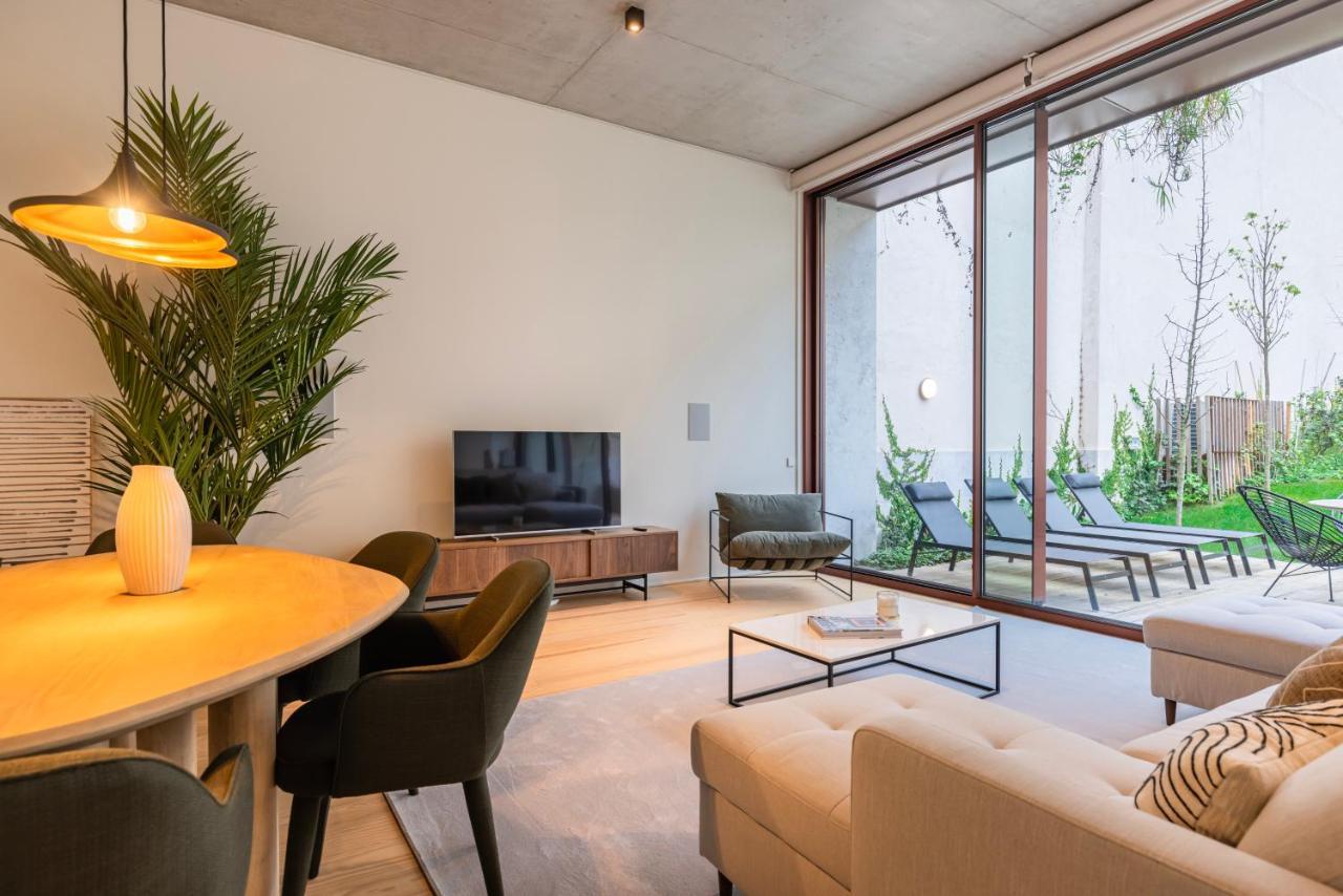 Hidden Pearl W/ Patio & Pool By Lovelystay Lisbon Exterior photo