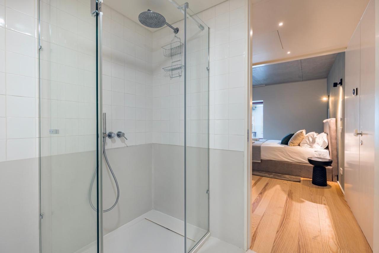 Hidden Pearl W/ Patio & Pool By Lovelystay Lisbon Exterior photo
