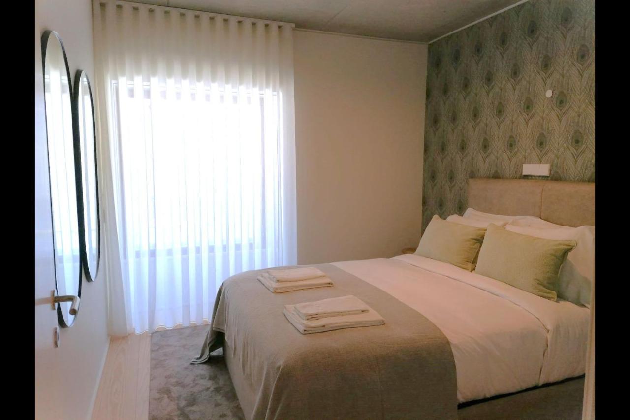 Hidden Pearl W/ Patio & Pool By Lovelystay Lisbon Exterior photo